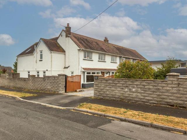 House for sale in Kittle, Wales
