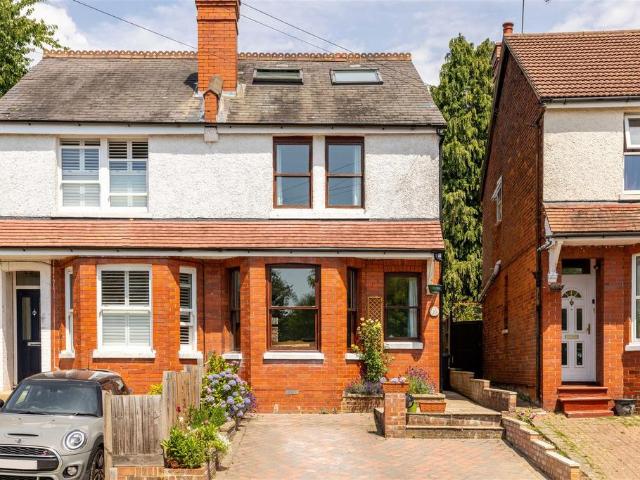 House for sale in Red Hill, Surrey