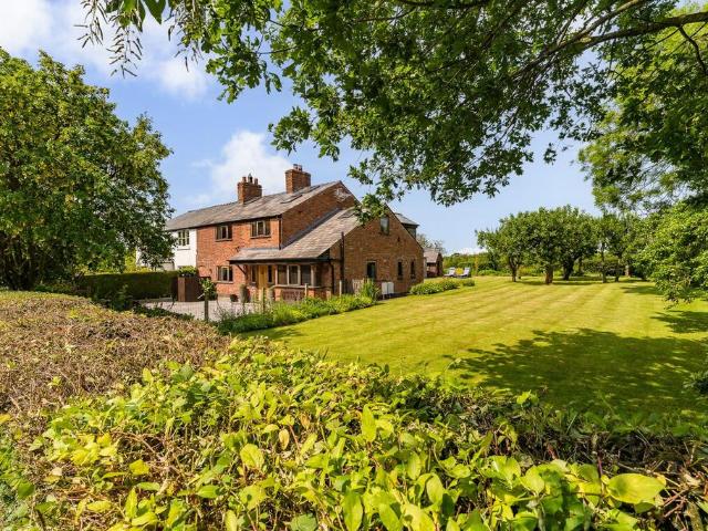 House for sale in Appleton, Warrington