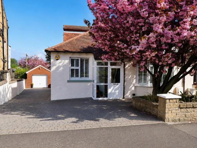 House for sale in Callendar Park, Scotland