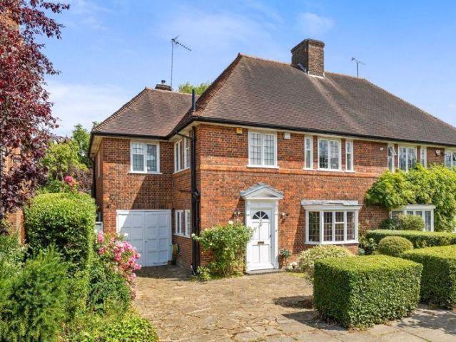 House for sale in Hampstead Garden Suburb, Greater London