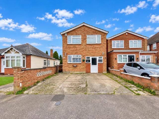 House for sale in Lewsey Farm