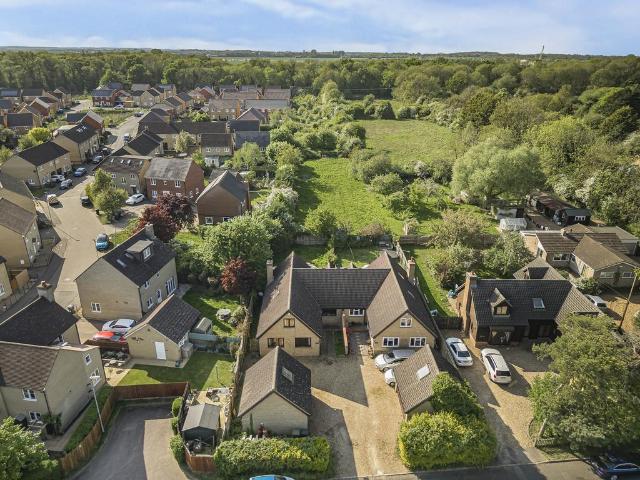 House for sale in Highfields Caldecote, Arrington