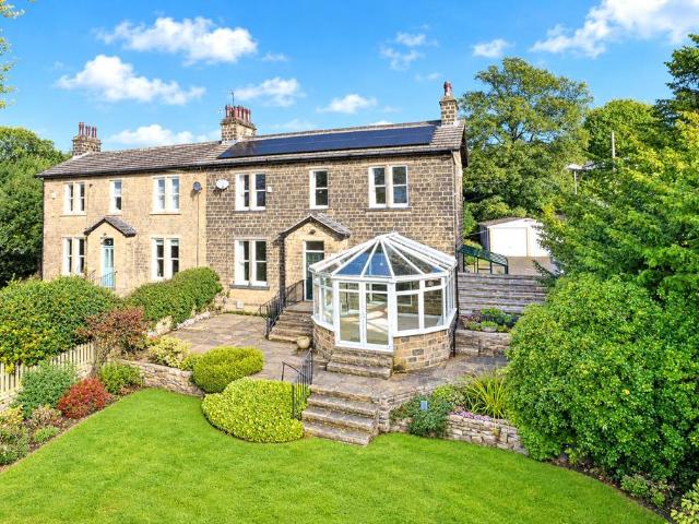 House for sale in Baildon, Bradford