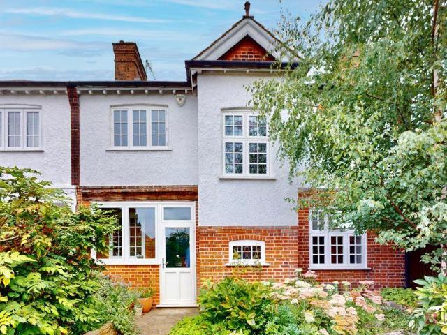 House for sale in Muswell Hill, Greater London