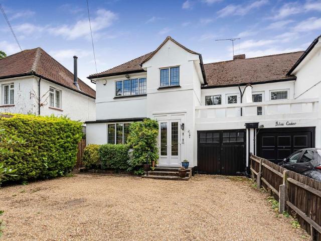 House for sale in Pachesham Park, Surrey
