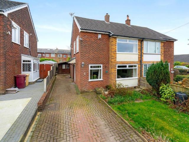 House for sale in Bradshaw, Lee Bank