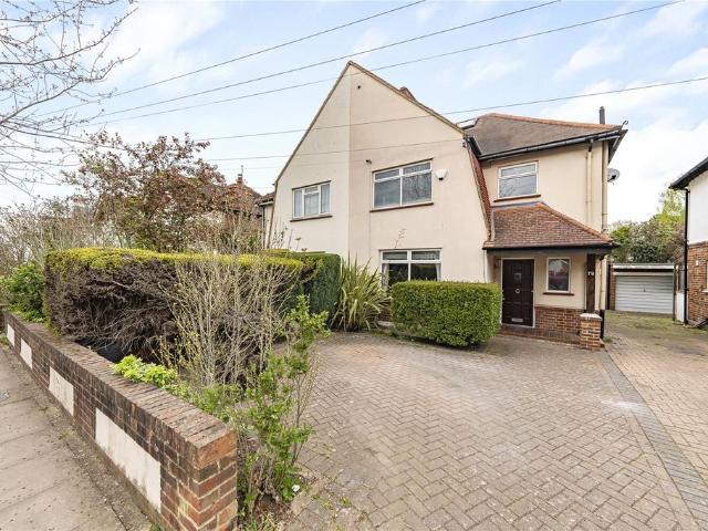 House for sale in New Malden, Greater London