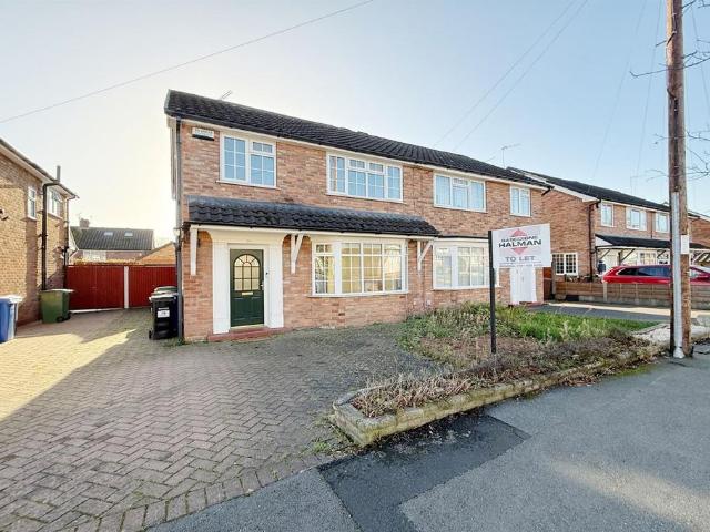 House for sale in Kitt's Moss, Bramhall