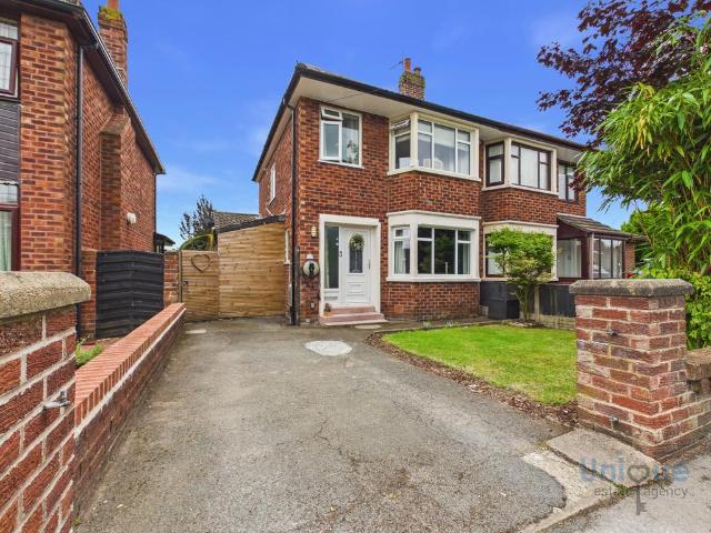 House for sale in Cabus, Lancashire