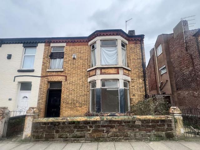 House for sale in Calderstones