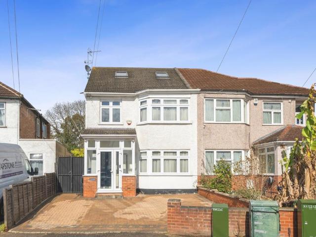 House for sale in Lane, Greater London
