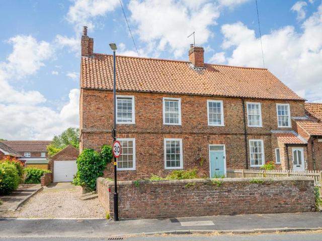 House for sale in Hutton Wandesley, North Yorkshire