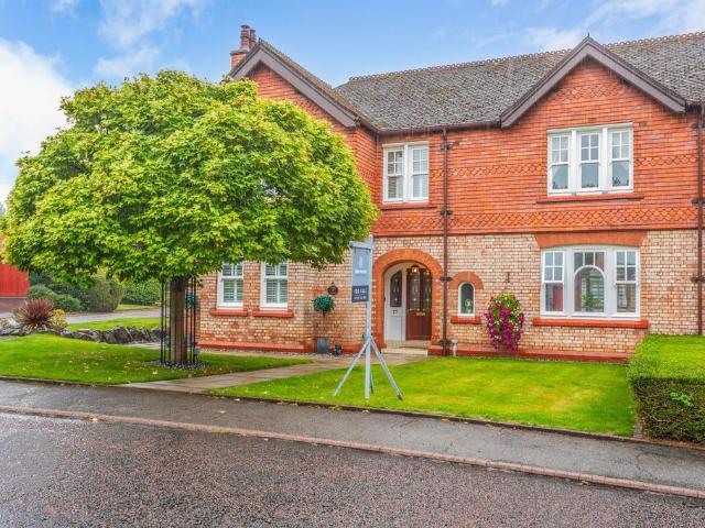 House for sale in Twiss Green, Warrington