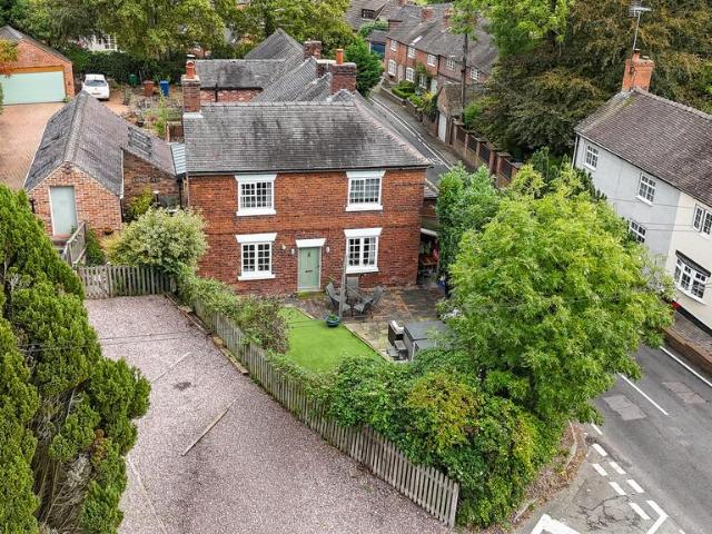 House for sale in Hilderstone, Stafford