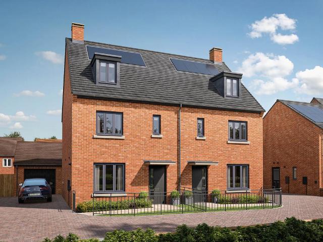 House for sale in Lodge Farm, Northampton
