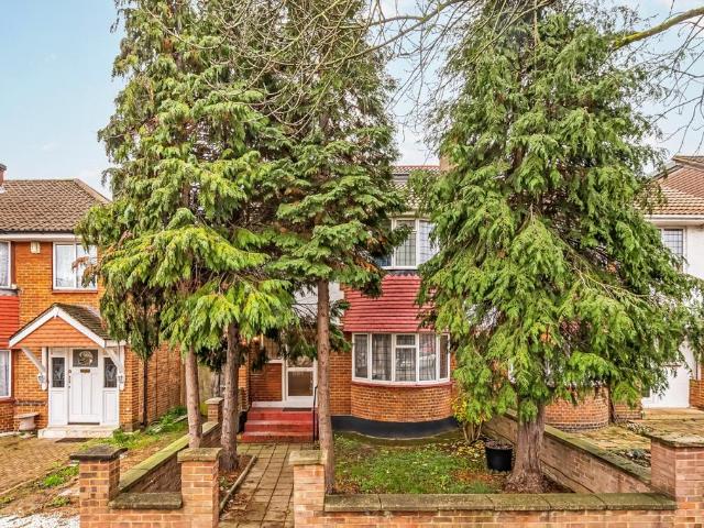 House for sale in London Borough of Ealing, Greater London