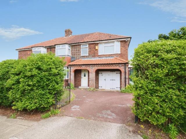 House for sale in Westfield, High Field
