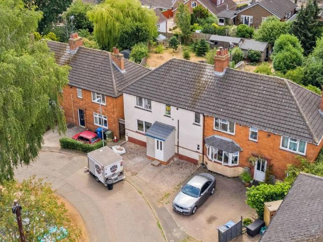 House for sale in The Grange, Kettering