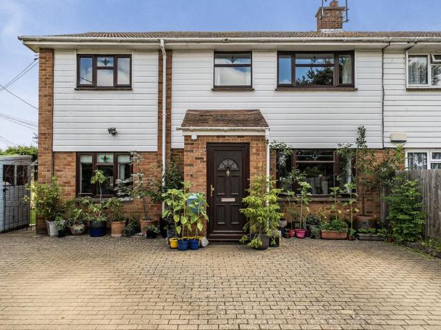 House for sale in Midway, Kent