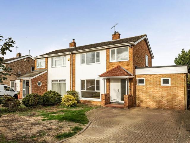 House for sale in Stotfold, Central Bedfordshire