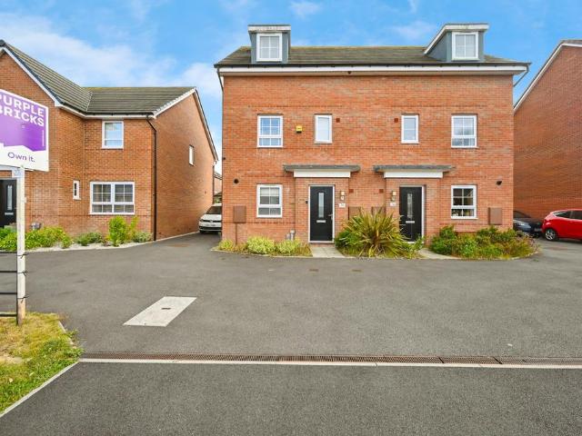 House for sale in Berry Hill, Potters Corner