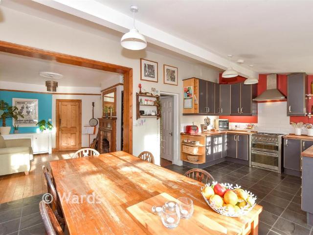 House for sale in St. Martin's, The Bridge
