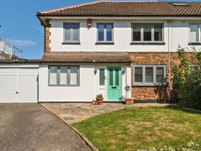 House for sale in London Borough of Croydon, Upper Norwood