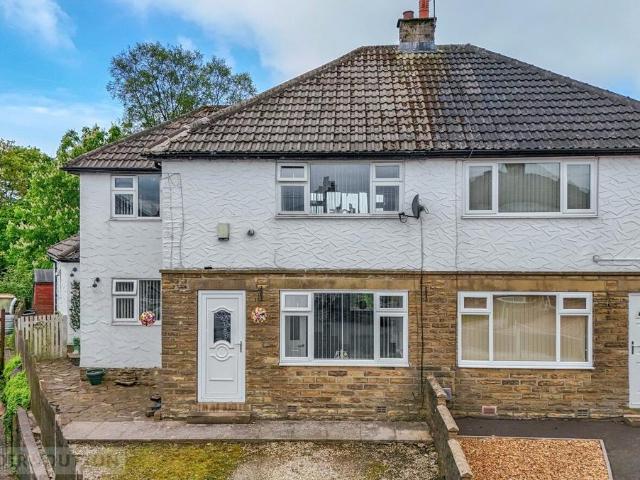 House for sale in Warley Town, West Yorkshire