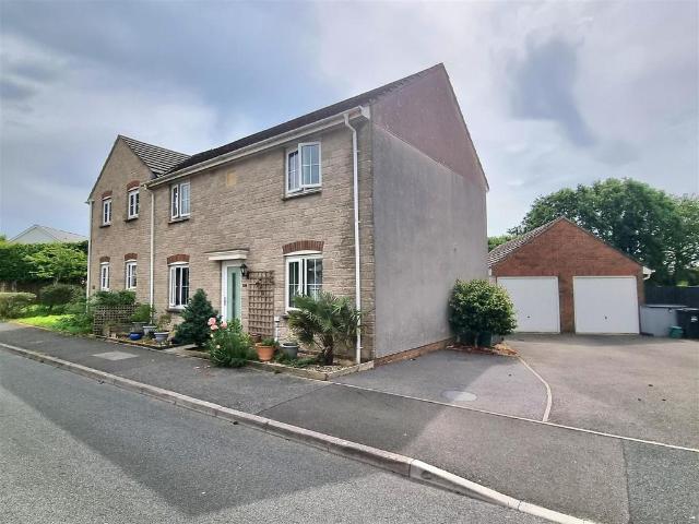 House for sale in Launceston, Cornwall