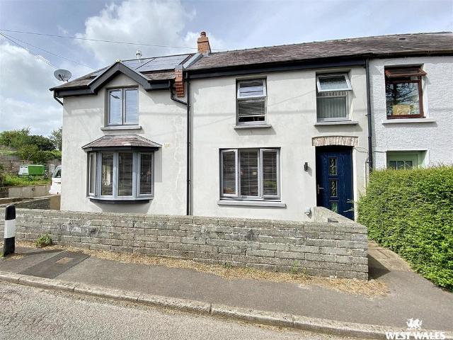 House for sale in Lampeter Velfrey, Tavernspite