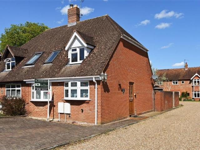 House for sale in Quarrendon, Buckinghamshire