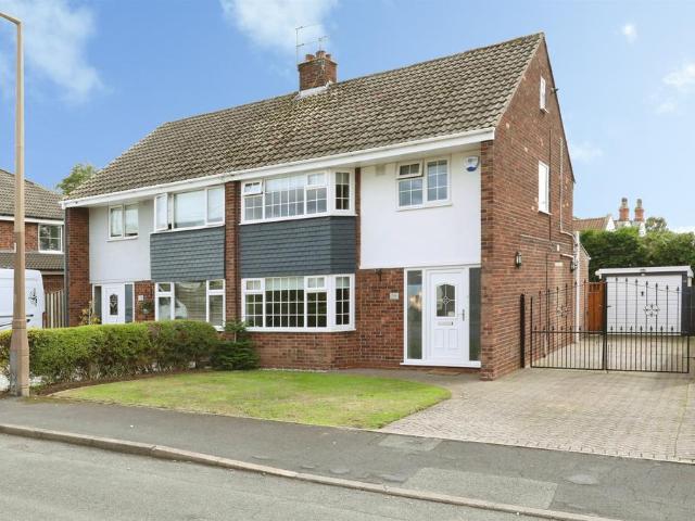 House for sale in Hatfield, South Yorkshire