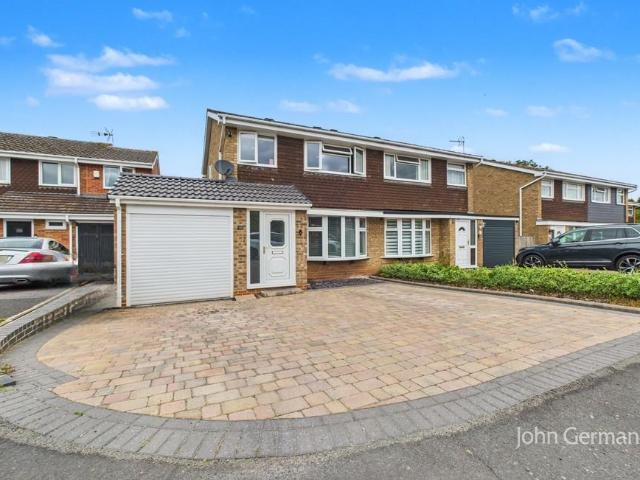 House for sale in Baswich, Staffordshire