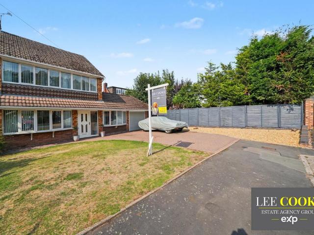 House for sale in Hilton, South Staffordshire