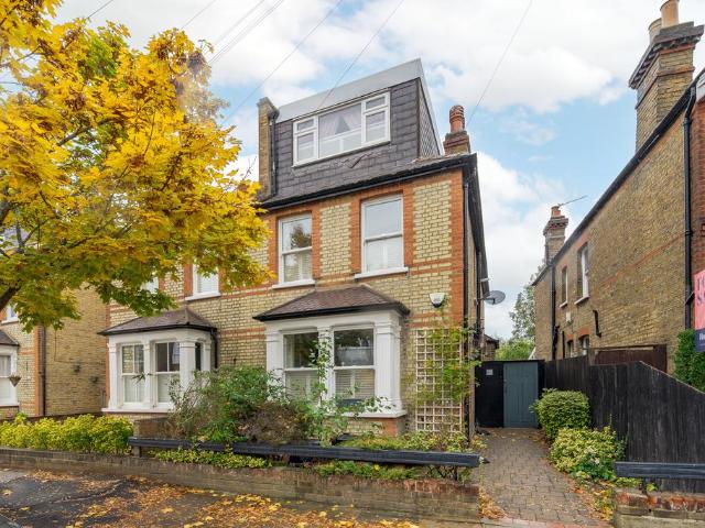 House for sale in London Borough of Richmond upon Thames, Greater London
