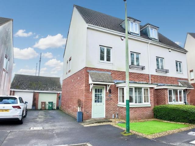 House for sale in Hengoed, Wales