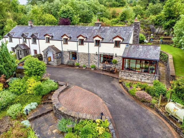 House for sale in Backbarrow