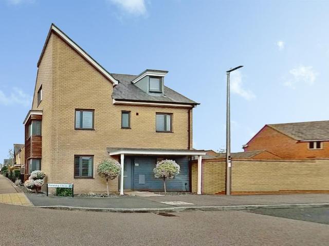 House for sale in Oakridge Park, Old Wolverton