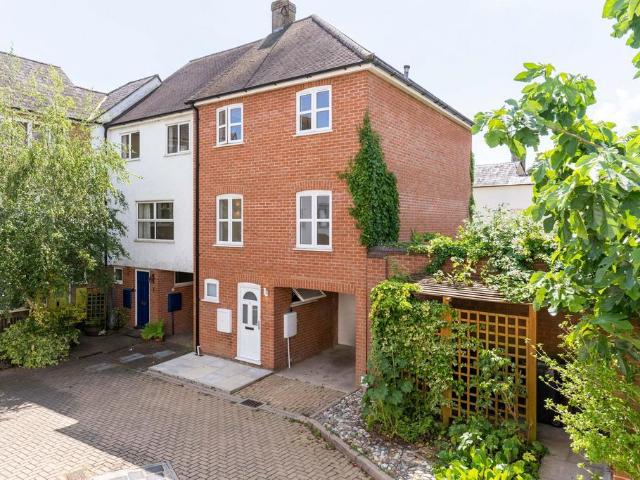 House for sale in Pleasant Valley, Duton Hill