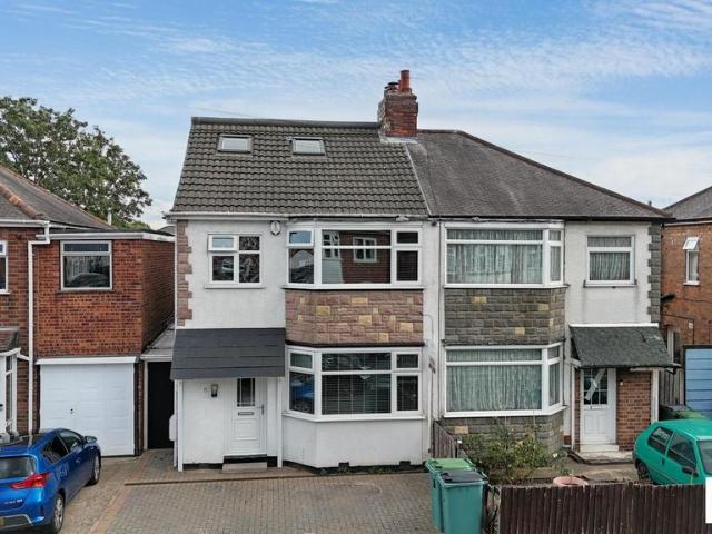 House for sale in Pinfold, Leicestershire