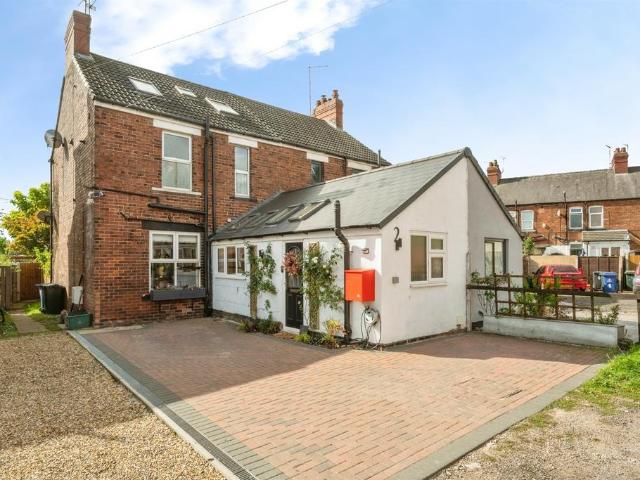 House for sale in Austerfield, Doncaster
