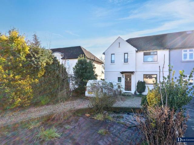 House for sale in Harold Wood, Greater London