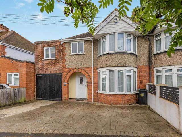 House for sale in Earley