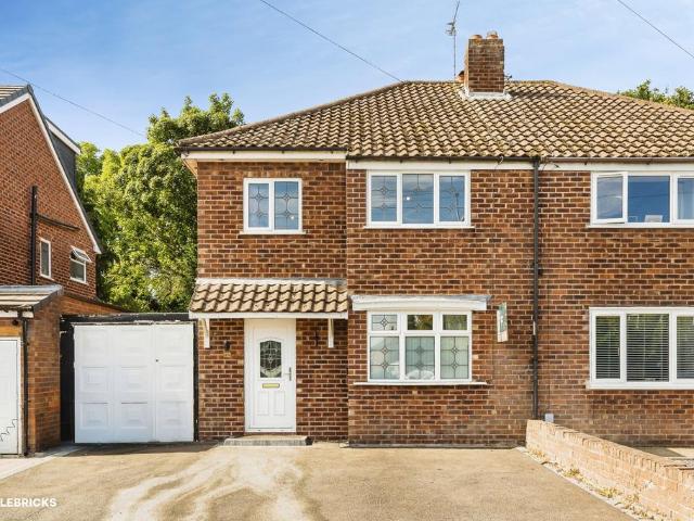 House for sale in Boughton, Cheshire