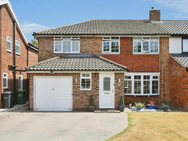 House for sale in Broxbourne, Hertfordshire