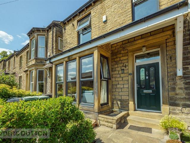 House for sale in Hill Top, Slaithwaite