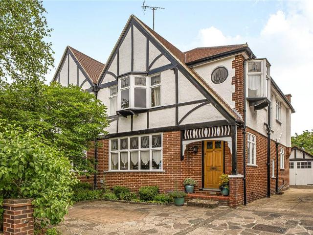 House for sale in London Borough of Ealing, Greater London