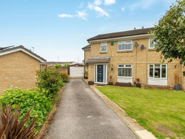House for sale in Drighlington, Adwalton