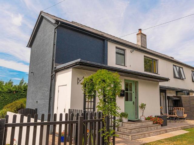 House for sale in Caerleon, Wales